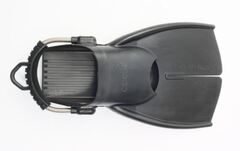 Apollo ranger sv&#248;mmefot M/L